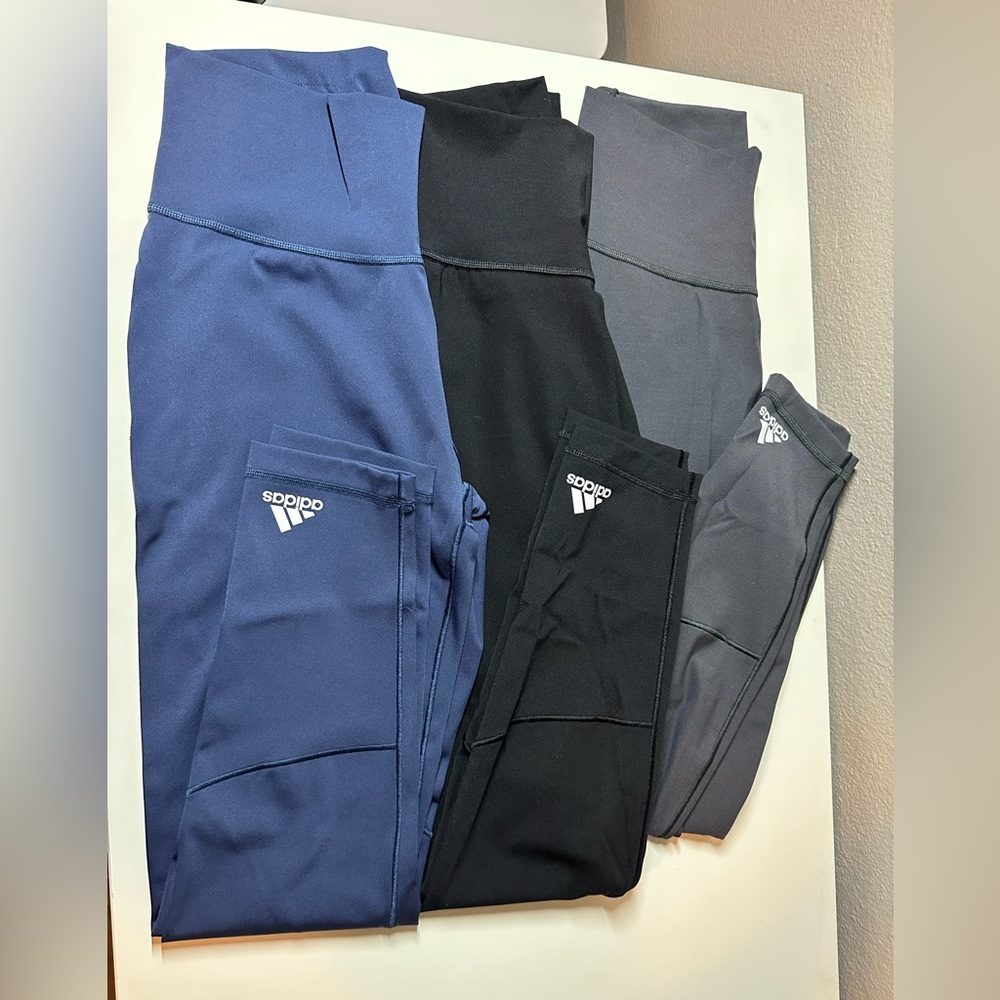 Adidas leggings 3x1. Color black, blue and gray